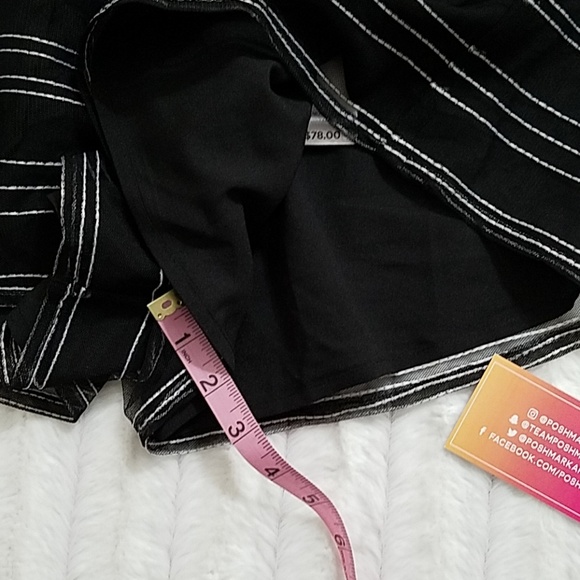 BCBGENERATION  Fancy black tulle shorts white threading accents  sz.6 - Picture 4 of 7